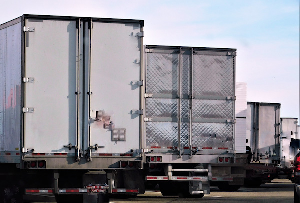 new orleans la lawyer semi truck wreck accident