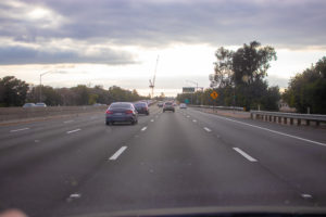 New Orleans, LA – Car Crash with Injuries Blocks I-10 near Crowder Blvd