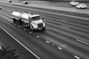 New Orleans, LA - Multi-Vehicle Wreck Causes Injuries on I-610 at Franklin Ave