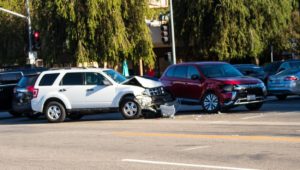 Lafayette, LA - Car Accident With Injuries on I-10 at LA-3177