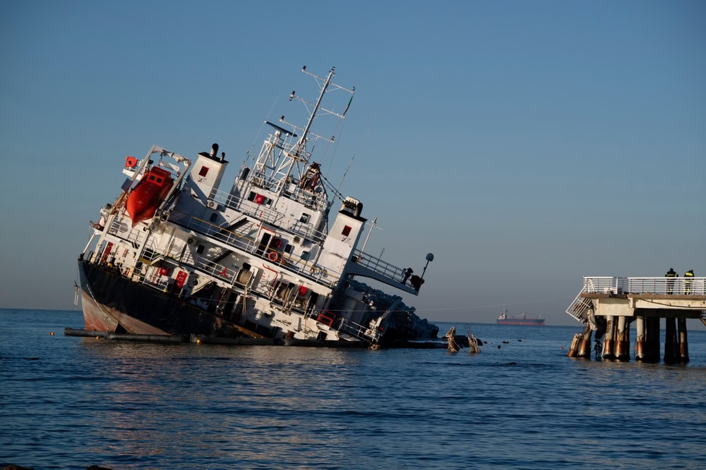How Do Maritime Injury Lawyers in Baton Rouge Help Your Case?
